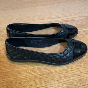 Time & Tru Quilted Women's Flats